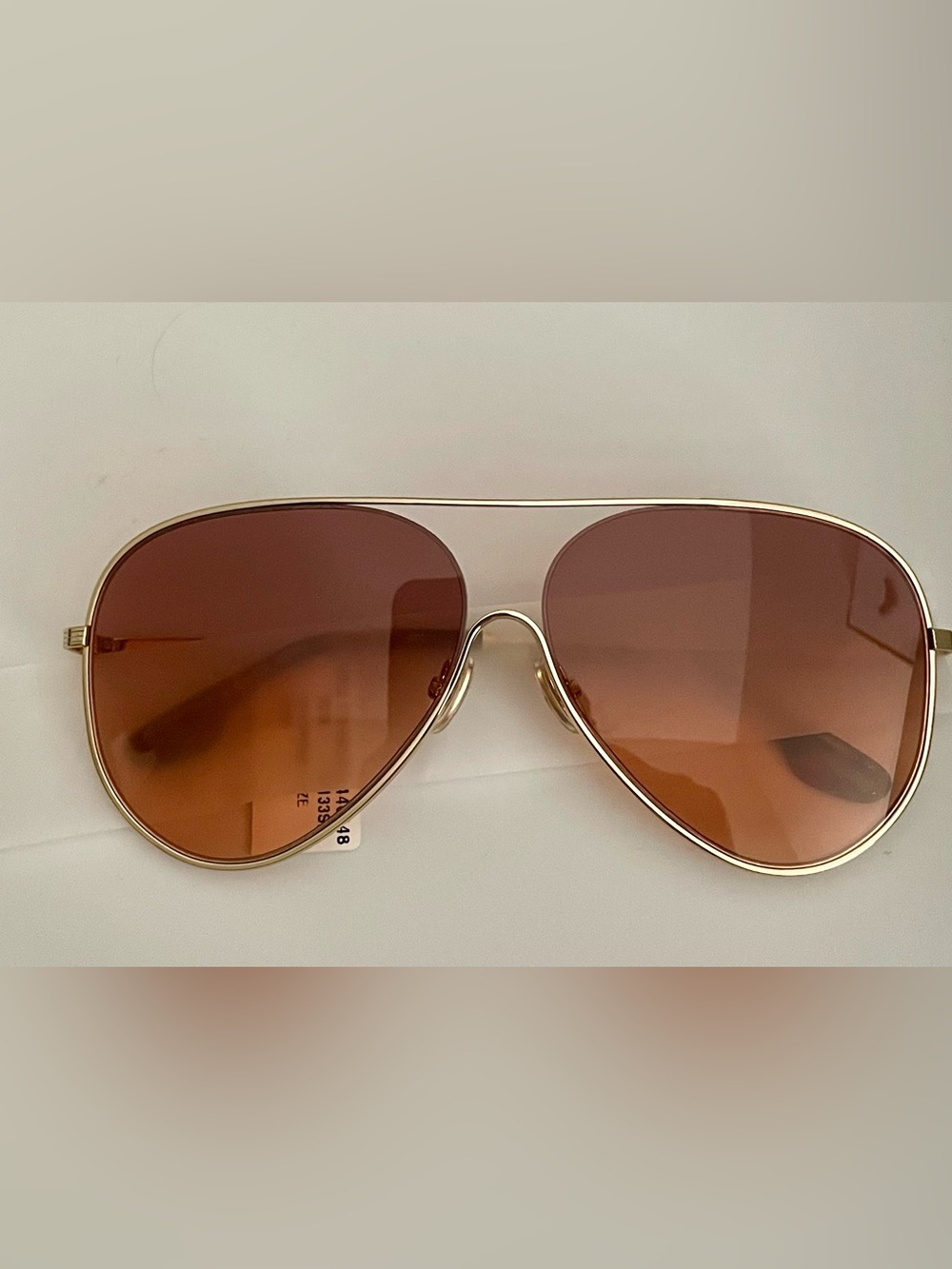 **NEW** Victoria Beckham Aviator Sunglasses 🕶️ in “Gold Wine”